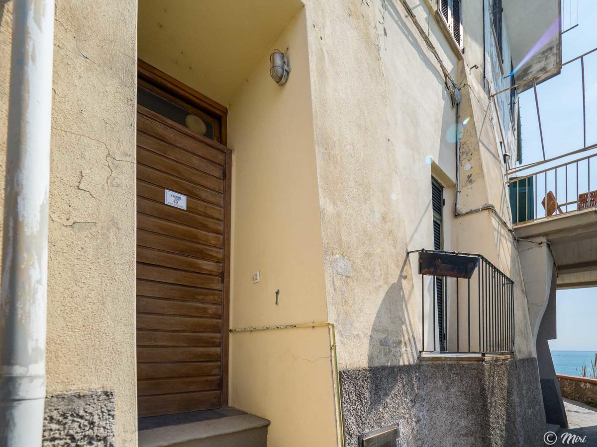 Il Baluardo Sea View Apartment On The Cliff Manarola Exterior photo